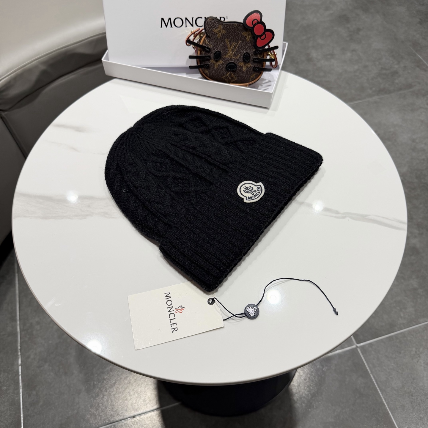 蒙口MONCLER蒙口秋冬新款毛线帽，针织帽简单百搭款