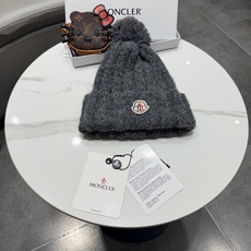 蒙口针织帽MONCLER毛线帽👍质量非常柔软舒服,保暖又时尚,简约大气,百搭款! 蒙口针织帽MONCLER毛线帽👍质量非常柔软舒服,保暖又时尚,简约大气,百搭款!