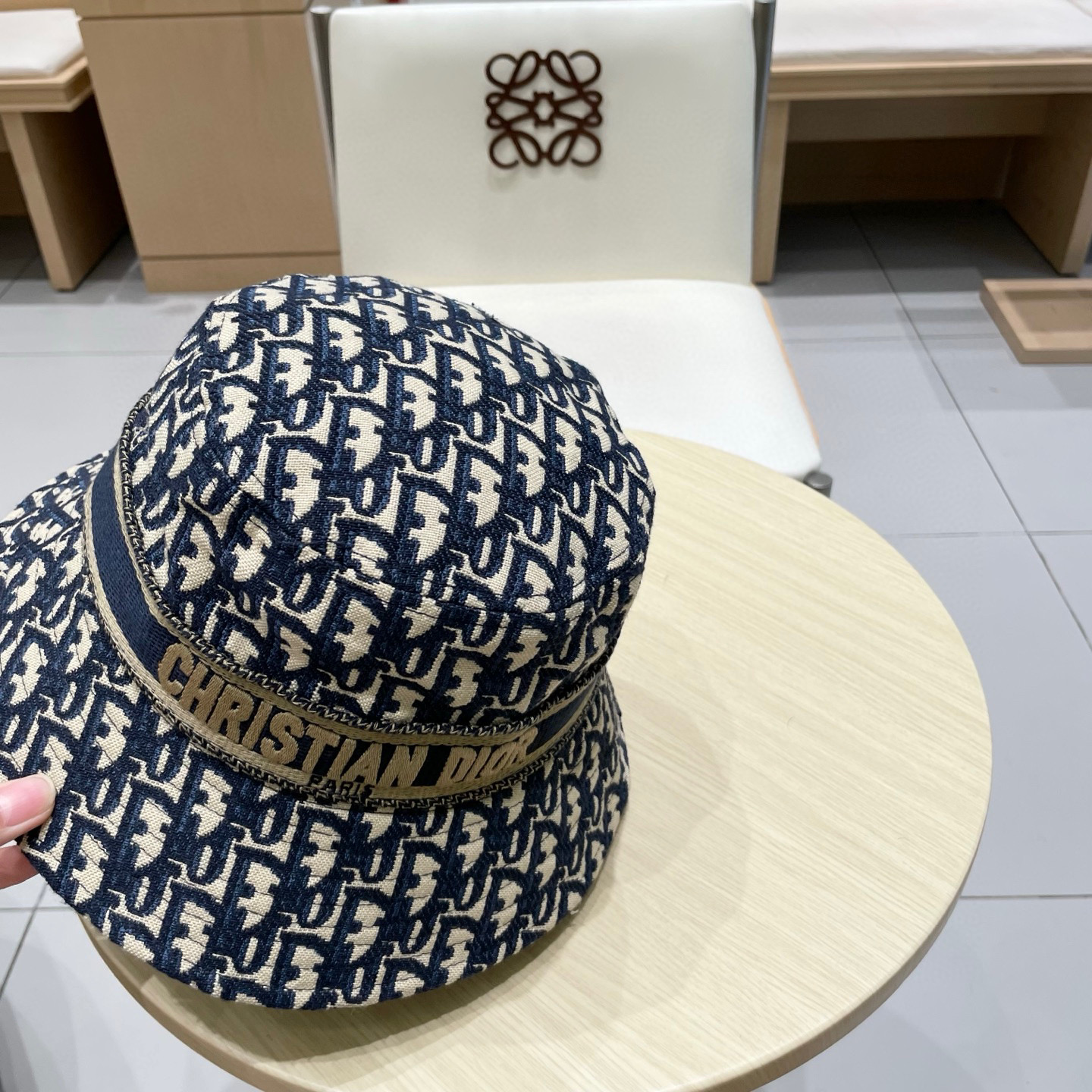 原单品质【迪奥DIOR】官网同步上线 韩版新款英式运动款重工定制款1:1原单品质 男女通用渔夫帽 绵麻地