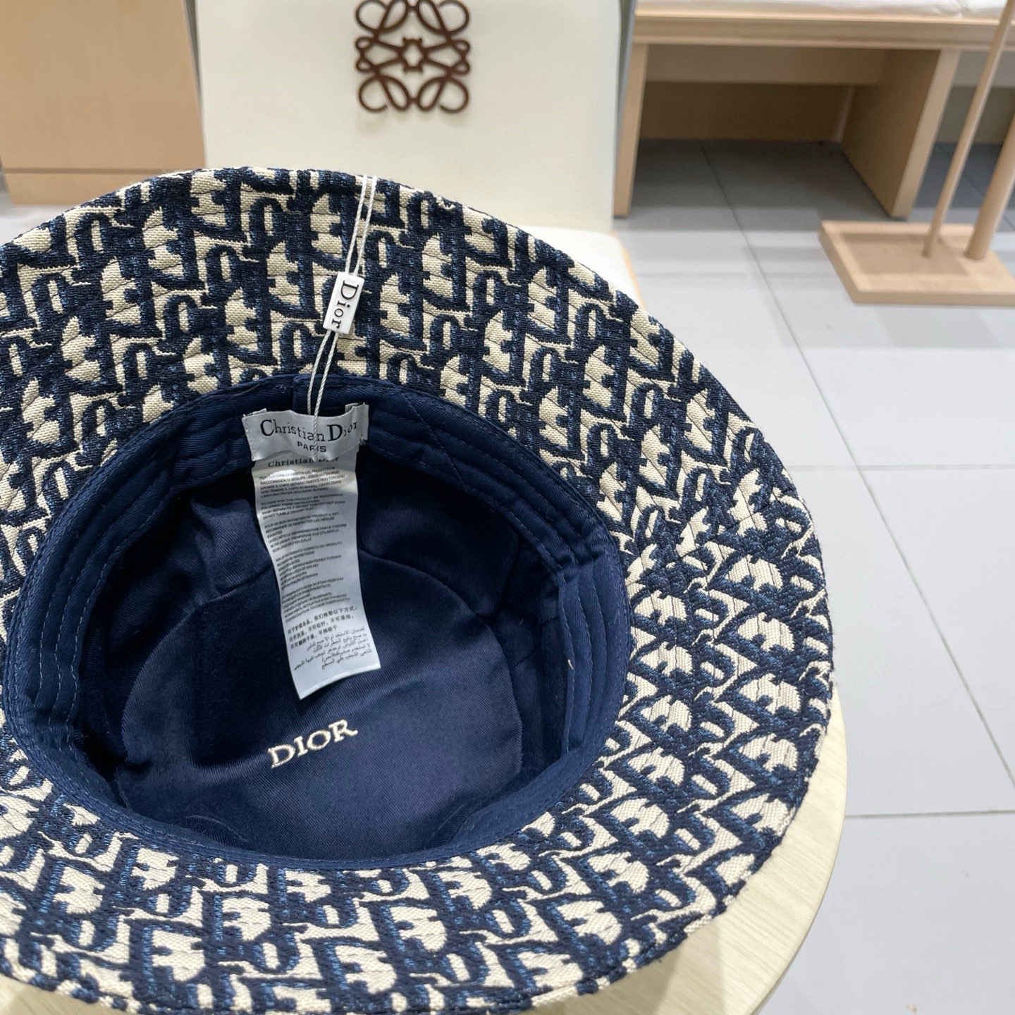 原单品质【迪奥DIOR】官网同步上线 韩版新款英式运动款重工定制款1:1原单品质 男女通用渔夫帽 绵麻地