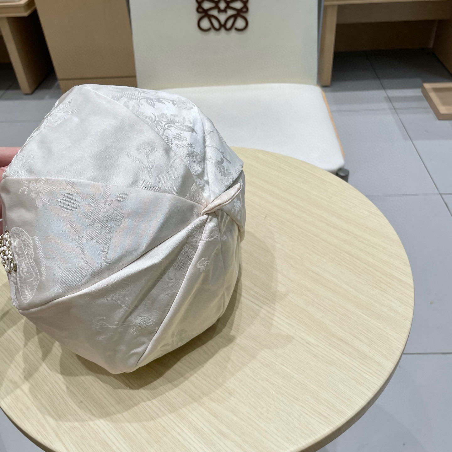 chanel香奈儿新中式国风提花贝雷帽大头围显脸小名媛春夏绸缎感八角帽