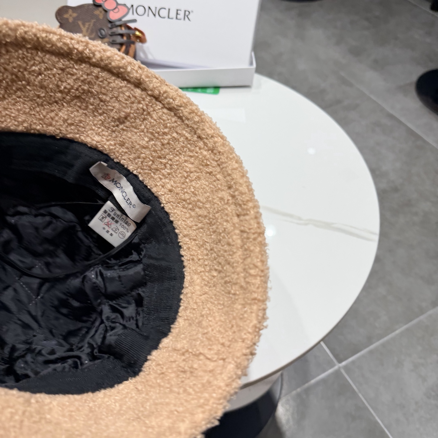 蒙口‼️ 新款‼️羊羔毛~ 冬季渔夫帽百搭高级感十足♚