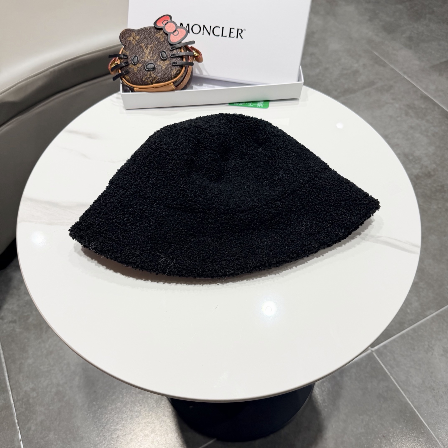 蒙口‼️ 新款‼️羊羔毛~ 冬季渔夫帽百搭高级感十足♚