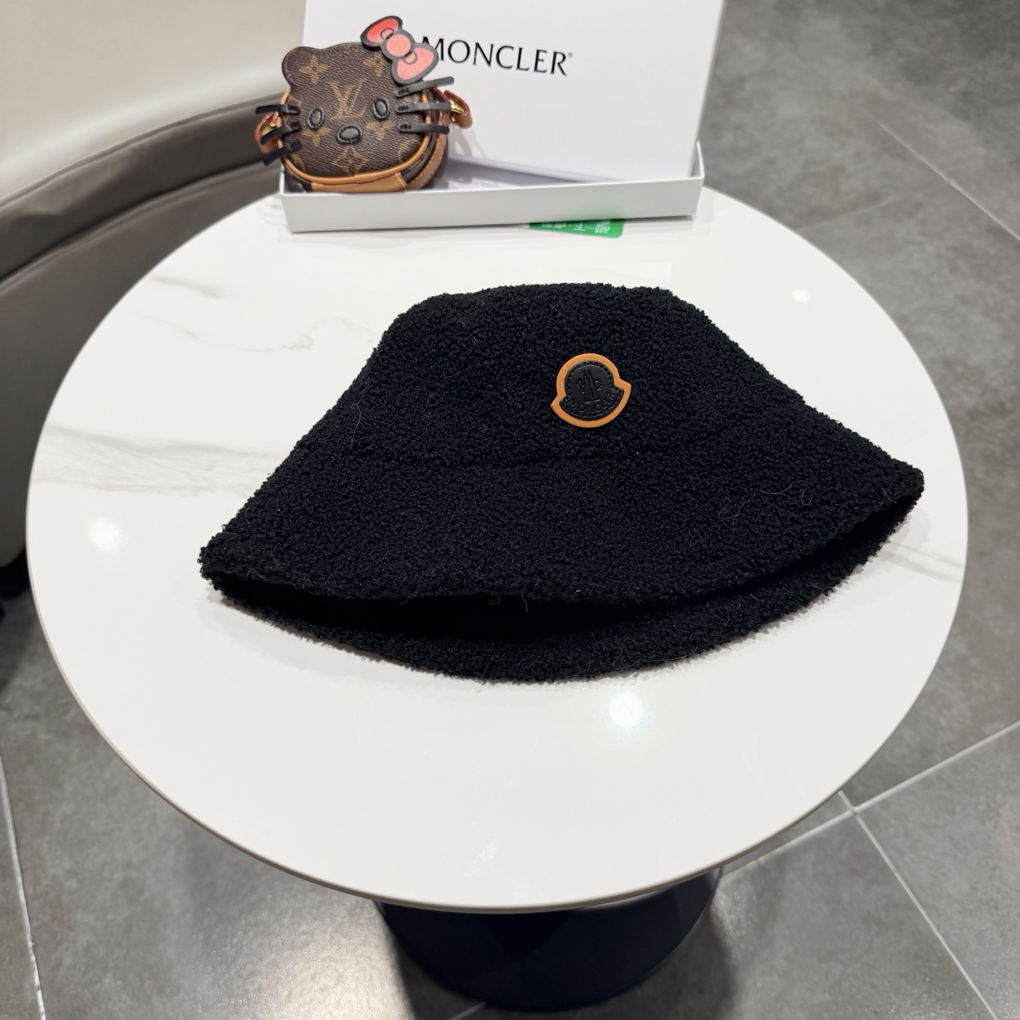 蒙口‼️ 新款‼️羊羔毛~ 冬季渔夫帽百搭高级感十足♚