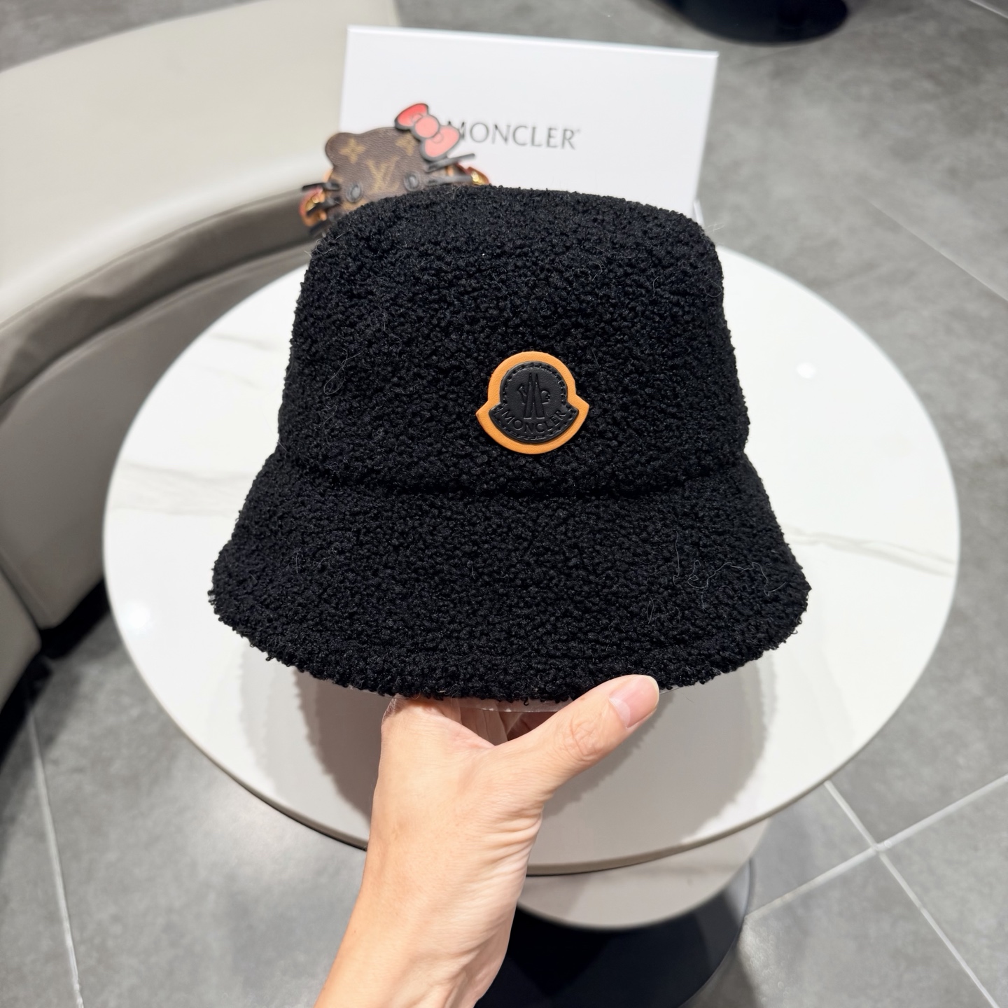 蒙口‼️ 新款‼️羊羔毛~ 冬季渔夫帽百搭高级感十足♚