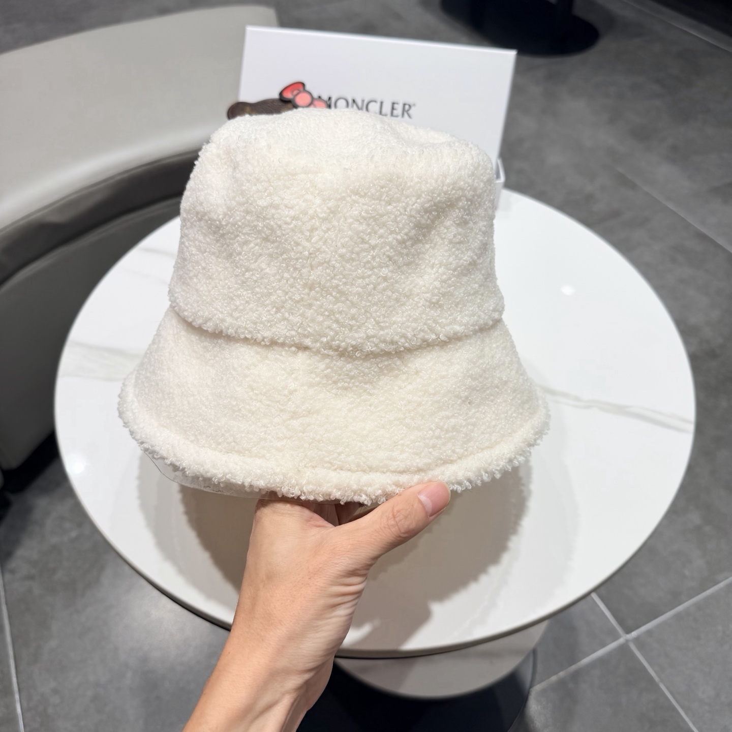 蒙口‼️ 新款‼️羊羔毛~ 冬季渔夫帽百搭高级感十足♚