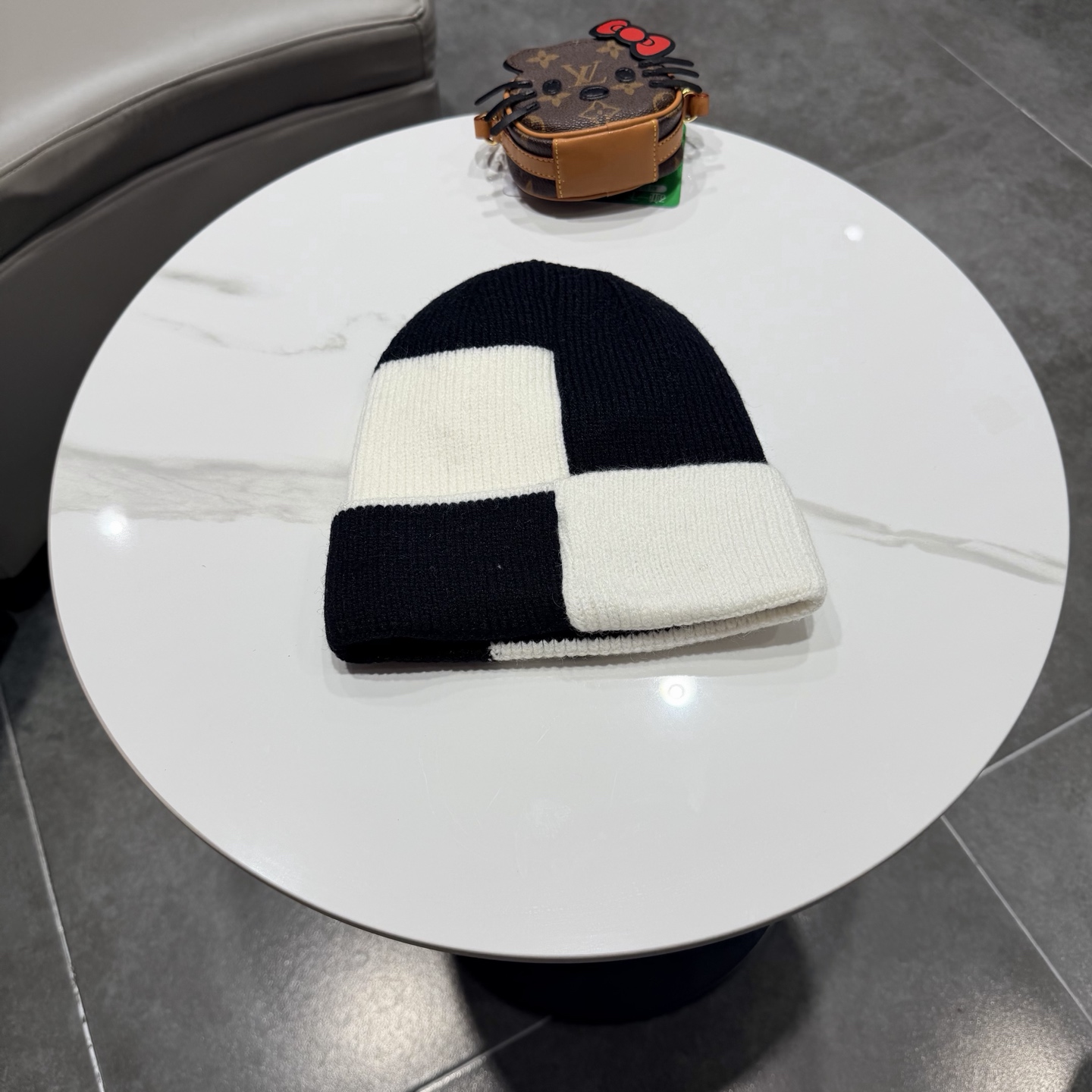 CANADA GOOSE加拿大鹅 黑标大圆盘保暖托克帽毛线帽