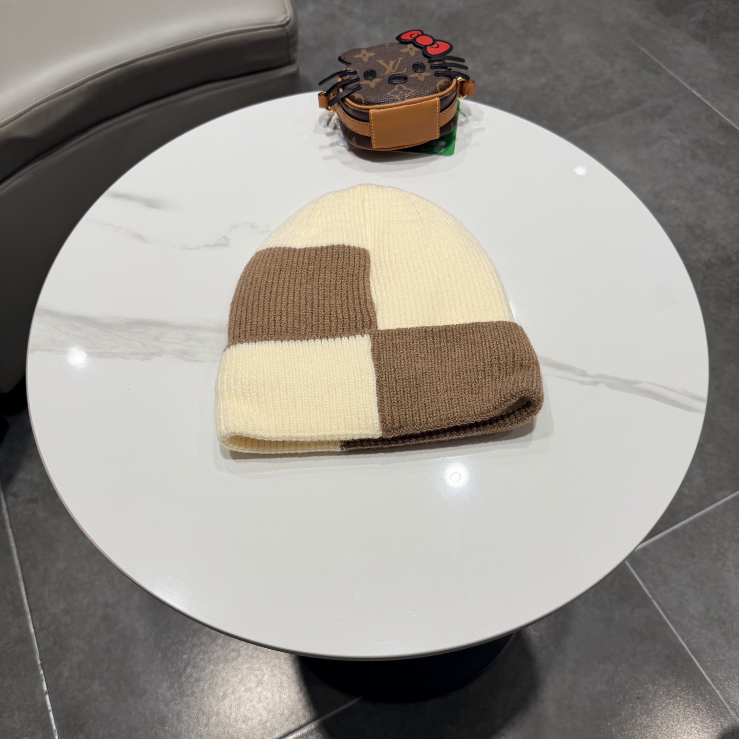 CANADA GOOSE加拿大鹅 黑标大圆盘保暖托克帽毛线帽