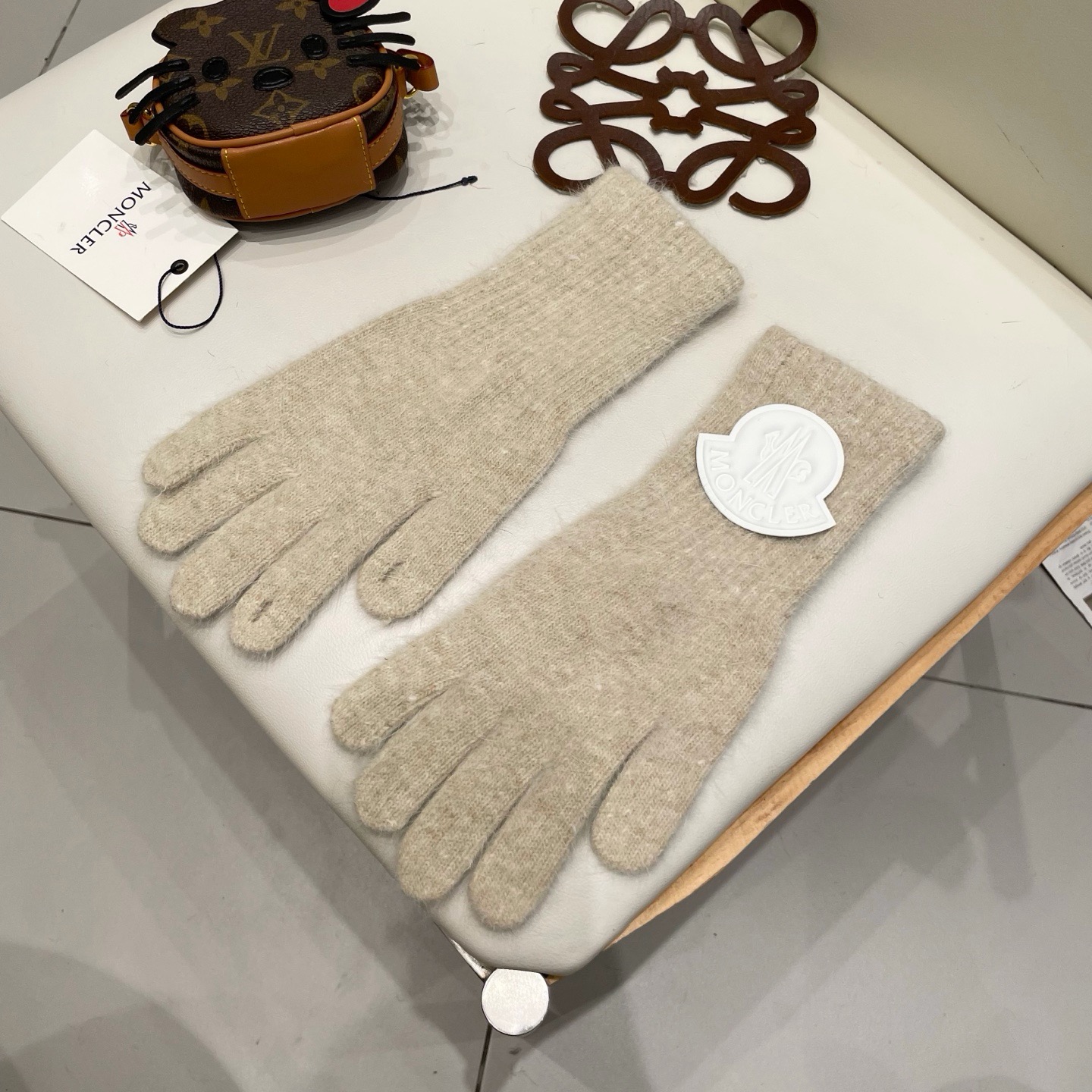 P105【蒙口】2025秋冬专柜款针织手套保暖又时尚！时尚流行🌸质感一流