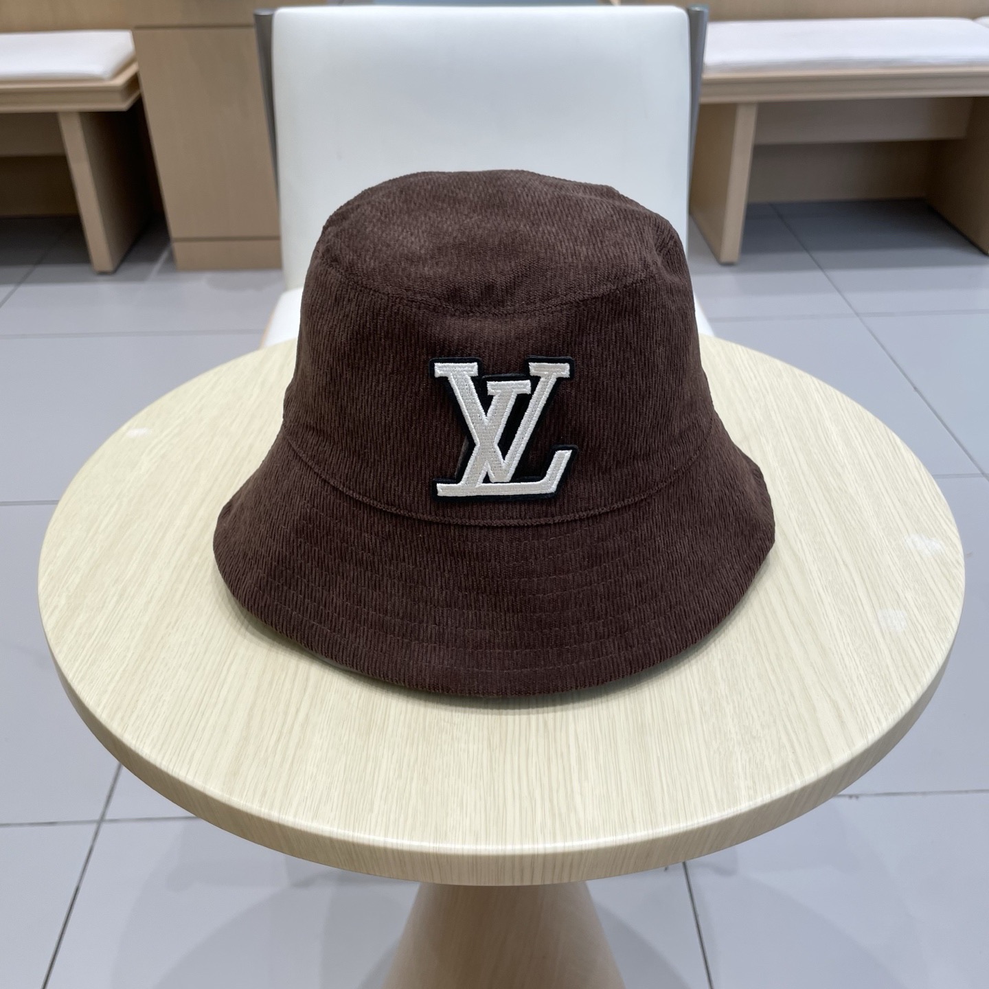 Lv路易威登高级感深咖豹纹渔夫帽女秋冬新款双面戴水桶帽显脸小气质盆帽