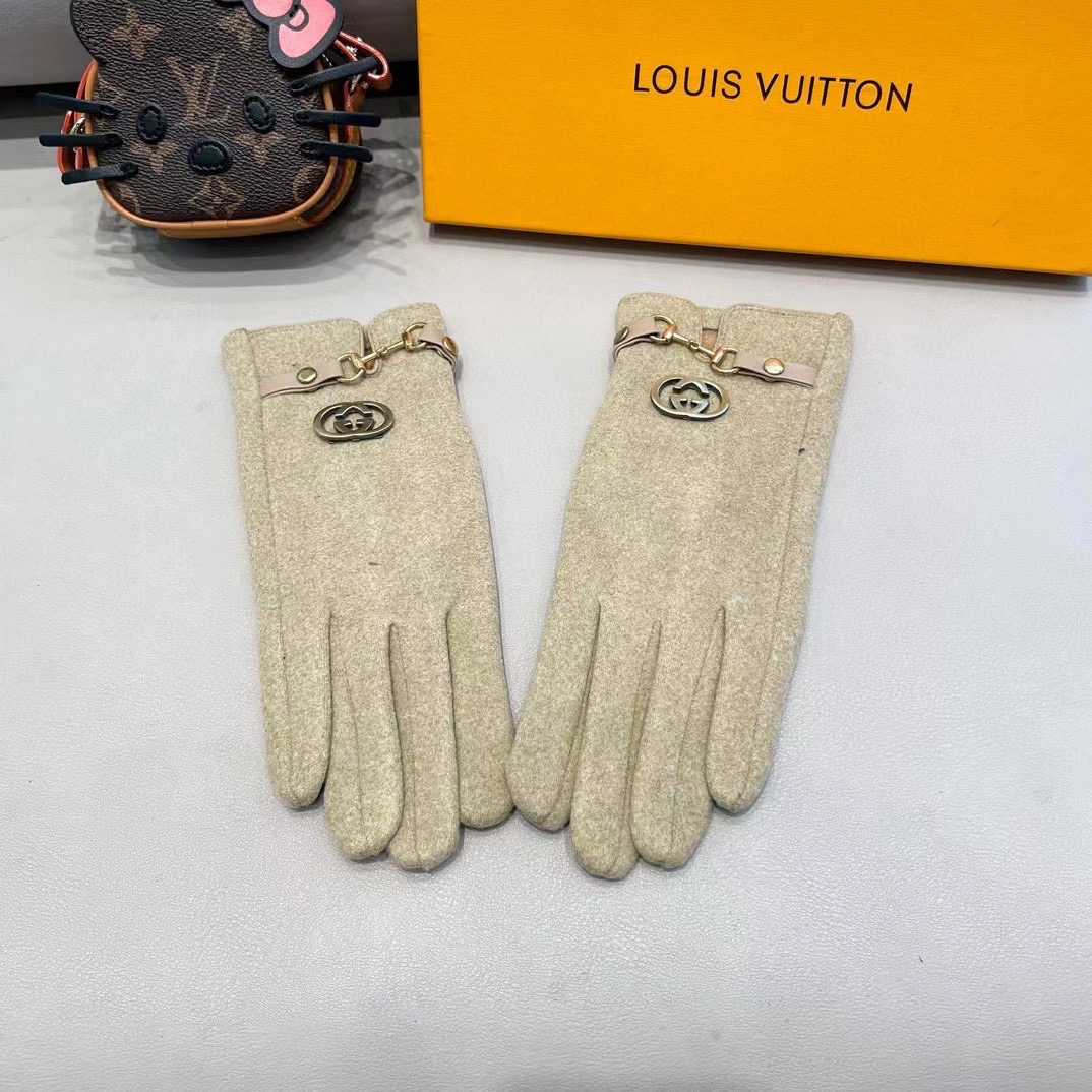 NO:602452,GUCCI's new wool gloves, fashionable gloves, warm in autumn and winter with velvet lining, super customized for ladies and ladies, super comfortable, soft and versatile!  One size fits all gloves, gloves, gucci, gloves19860909GUCCI古奇 专柜新品羊毛手套,时尚手套,秋冬保暖加绒内里,贵妇名媛超级定制,上手超舒适柔软、百搭！均码手套,手套,gucci,gloves,accessory