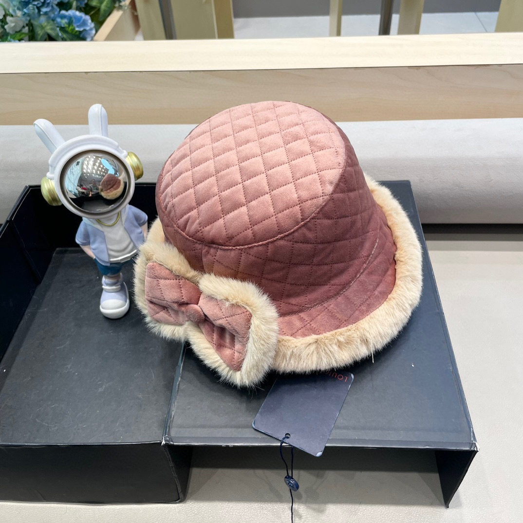 lv路易威登冬季加厚毛绒渔夫帽子女百搭显脸小保暖护耳盆帽东北户外防寒棉帽