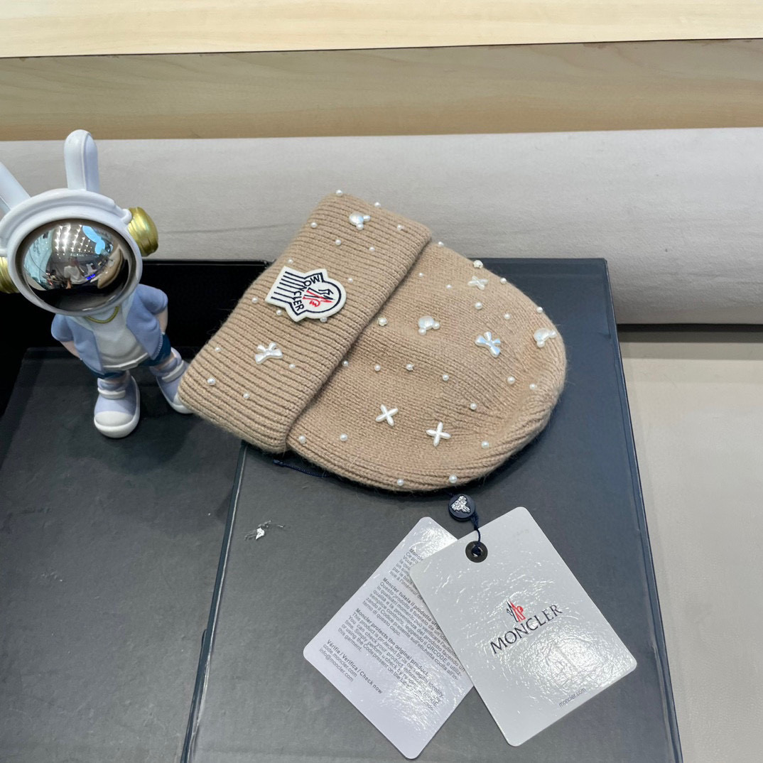 moncler重工艺新款珍珠蝴蝶结护耳针织帽子女秋冬兔毛混纺防寒保暖包头帽