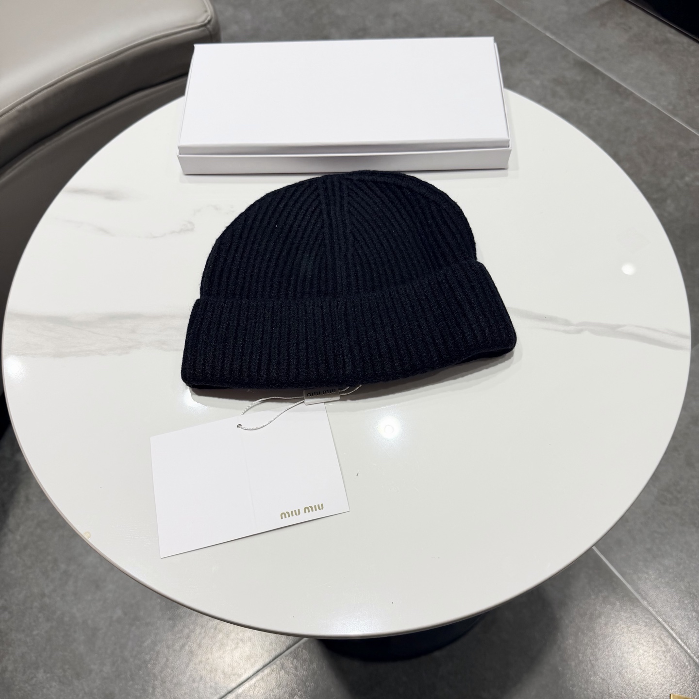 miumiu缪缪专柜新款针织毛线帽