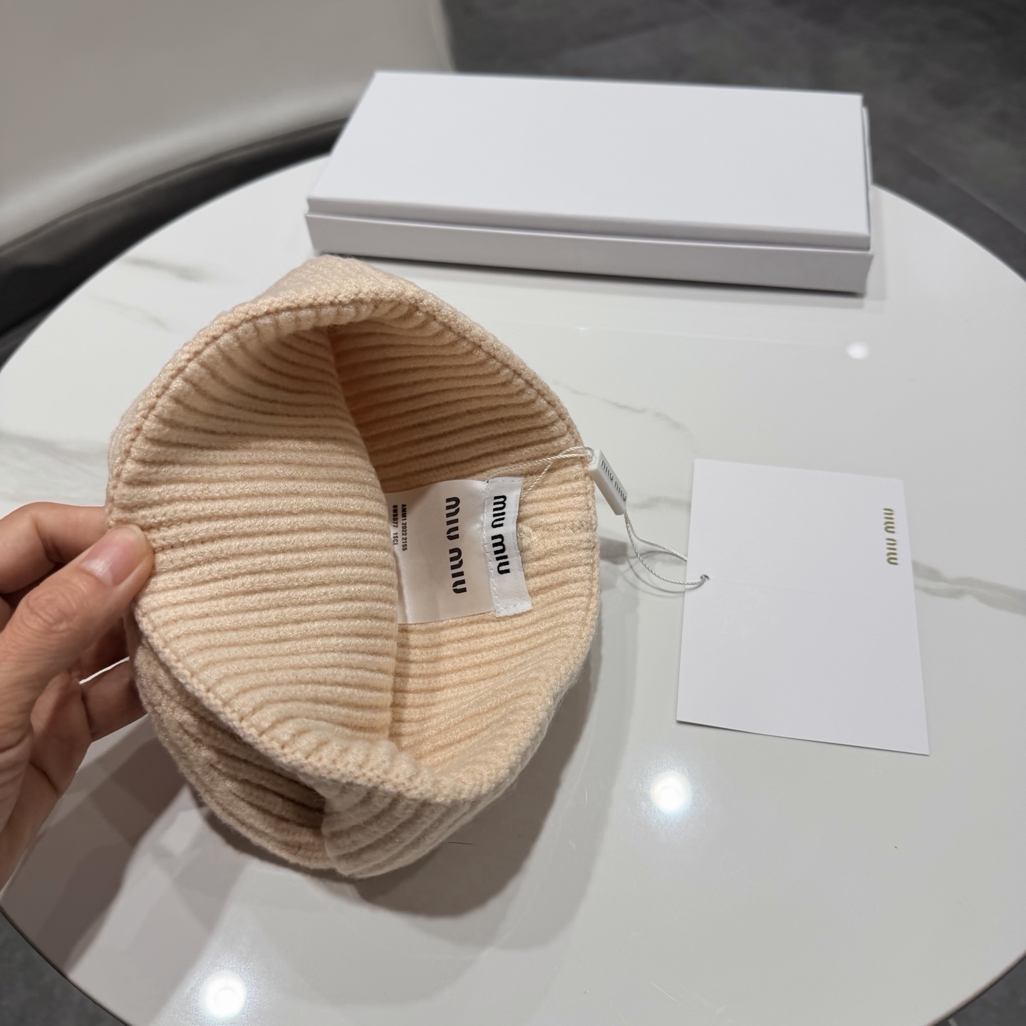 miumiu缪缪专柜新款针织毛线帽