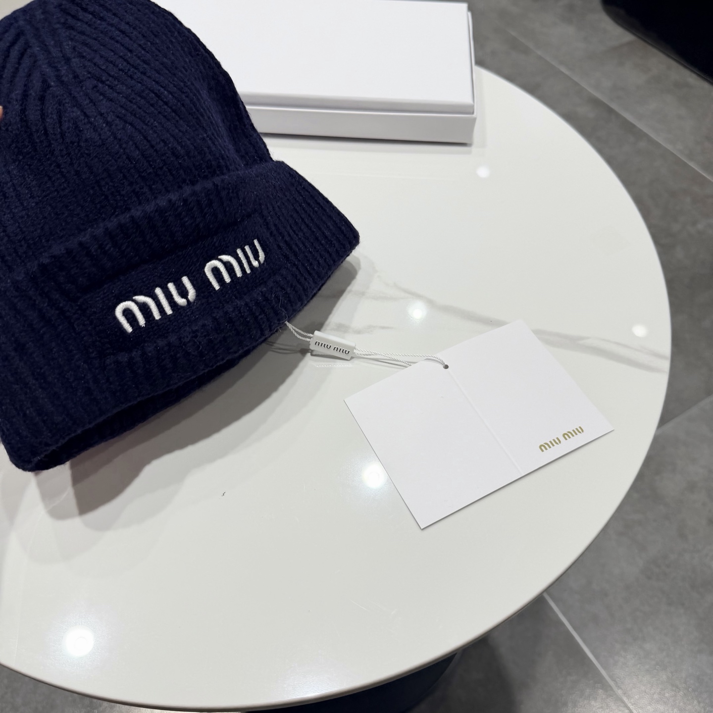 miumiu缪缪专柜新款针织毛线帽