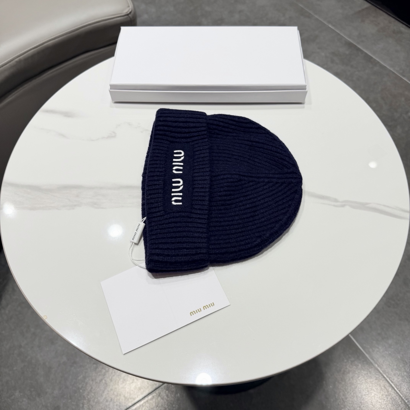 miumiu缪缪专柜新款针织毛线帽