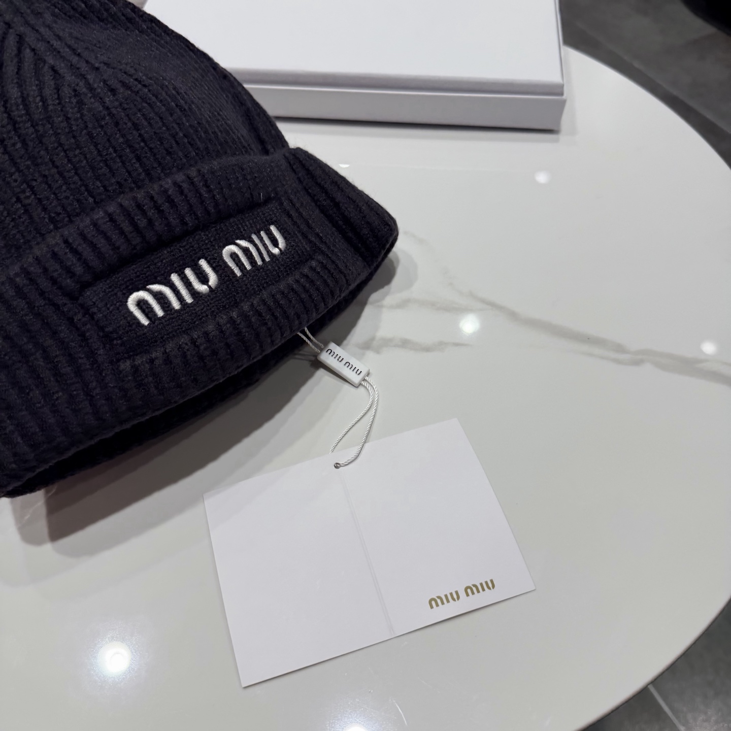 miumiu缪缪专柜新款针织毛线帽