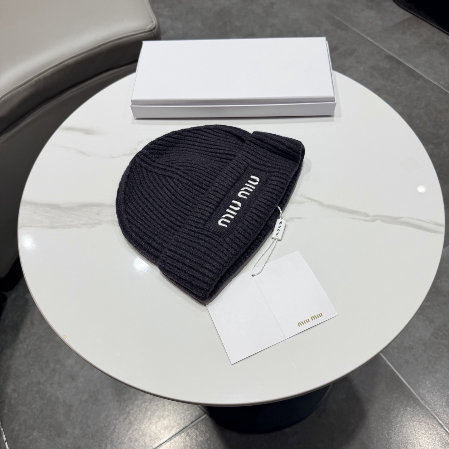 miumiu缪缪专柜新款针织毛线帽