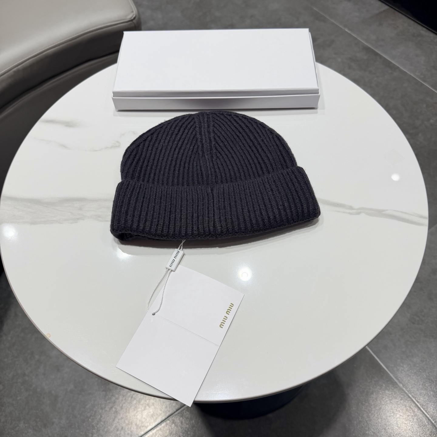 miumiu缪缪专柜新款针织毛线帽