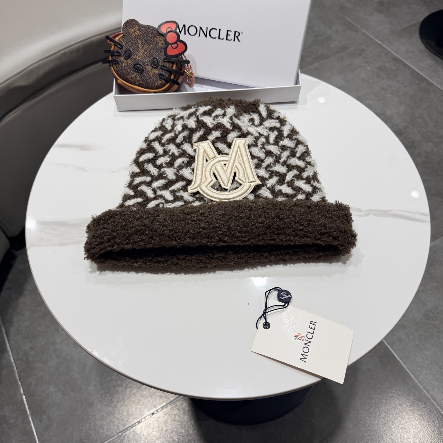 蒙口针织帽MONCLER毛线帽👍质量非常柔软舒服，保暖又时尚，简约大气，百搭款