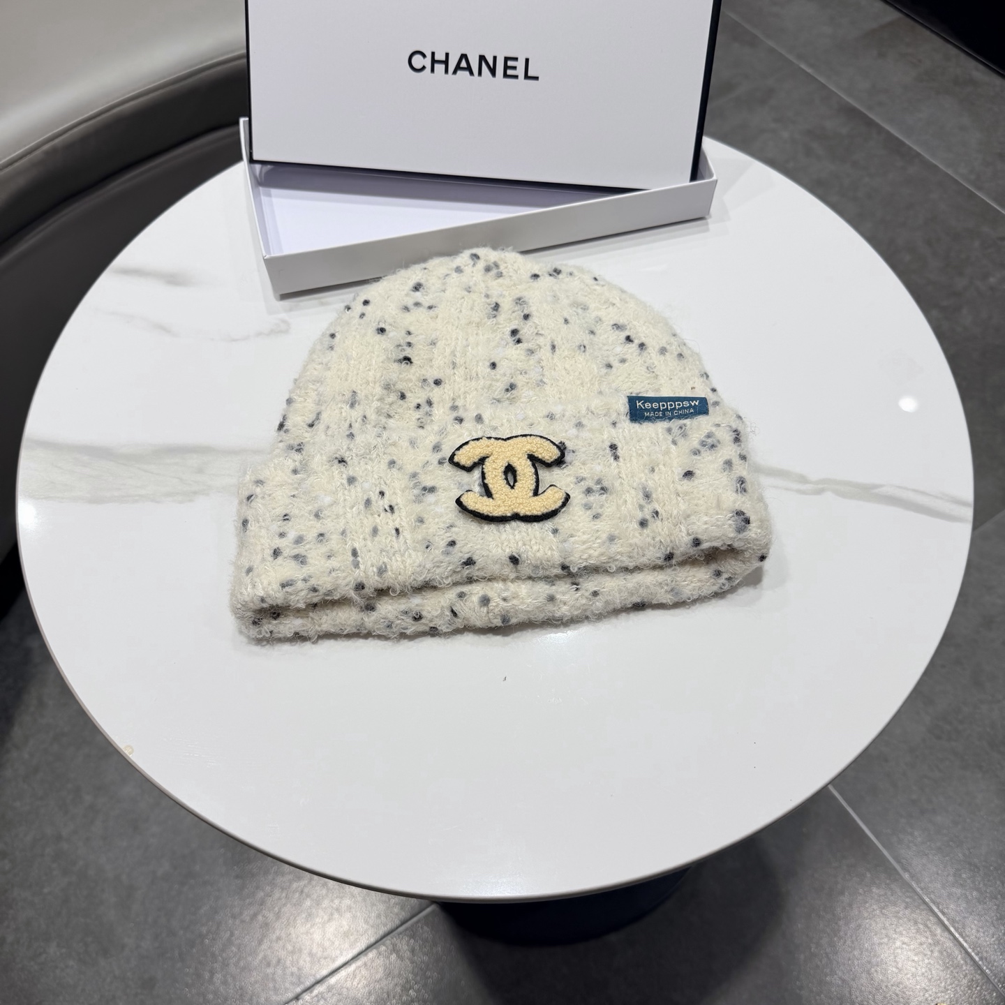 NO:704000,Chanel Chanel new wool hat, unisex wool hat, autumn and winter cold hat hat, fisherman hat, baseball cap, knitted hat, hat, chanel, chanel, espadrilles, hats19860909Chanel香奈儿新款羊毛帽 男女通用毛线帽,秋冬冷帽帽子渔夫帽棒球帽针织帽,帽子,chanel,chanel,espadrilles,hats,hat