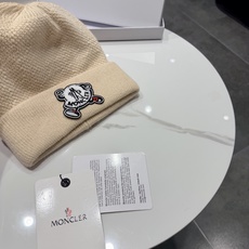 高版本!!! 蒙口MONCLER高品质针织兔羊毛毛线帽 超经典不过时的一款秋冬冷帽🥶 懂货的小姐姐必入款,帽型质量市场都 高版本!!! 蒙口MONCLER高品质针织兔羊毛毛线帽 超经典不过时的一款秋冬冷帽🥶 懂货的小姐姐必入款,帽型质量市场都