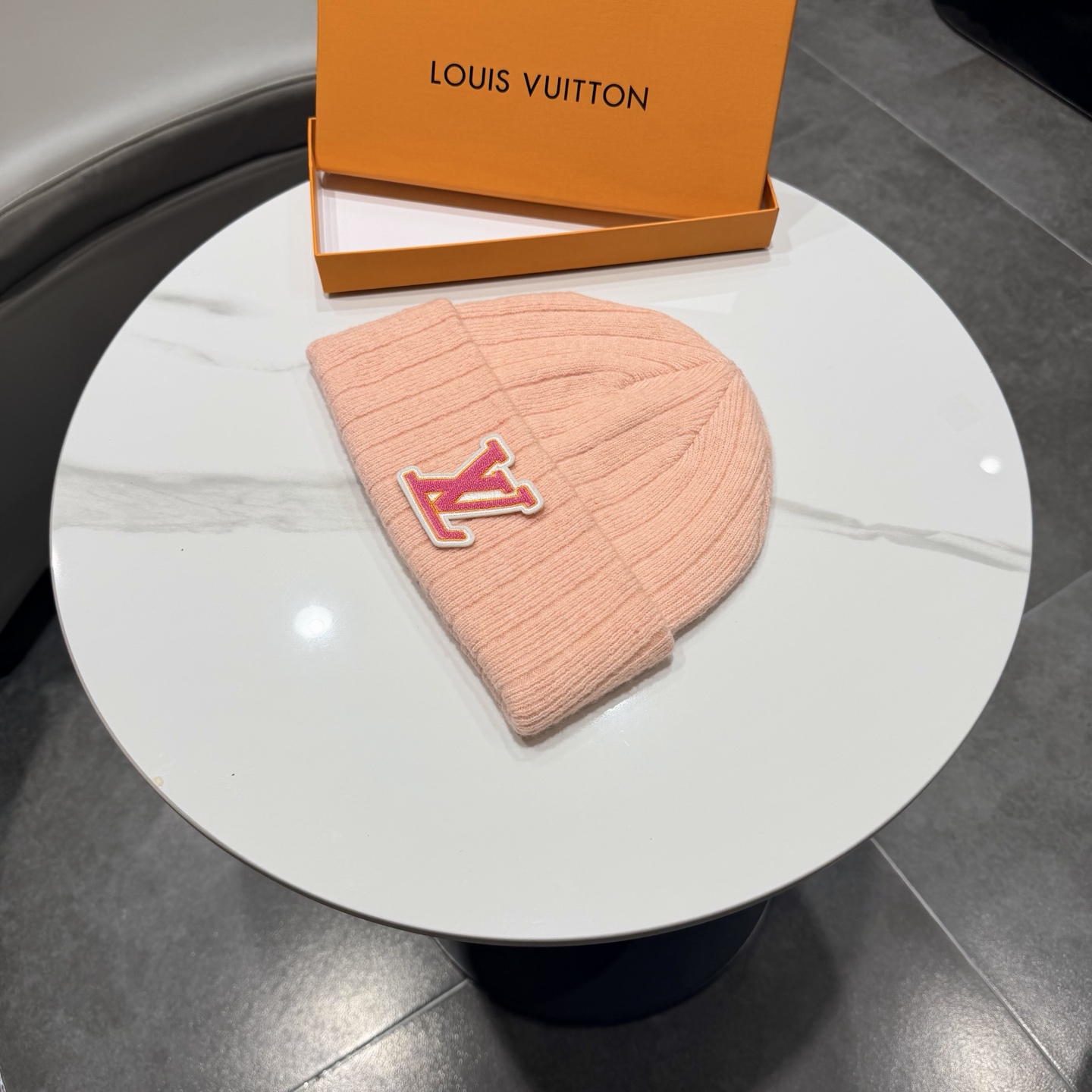 路易威登棒球帽 LouisVuitton😍新款LV毛线帽，百搭款🤗男女通用！跑量！ 