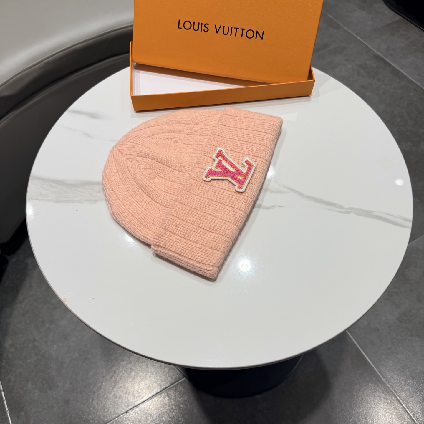 路易威登棒球帽 LouisVuitton😍新款LV毛线帽，百搭款🤗男女通用！跑量！ 