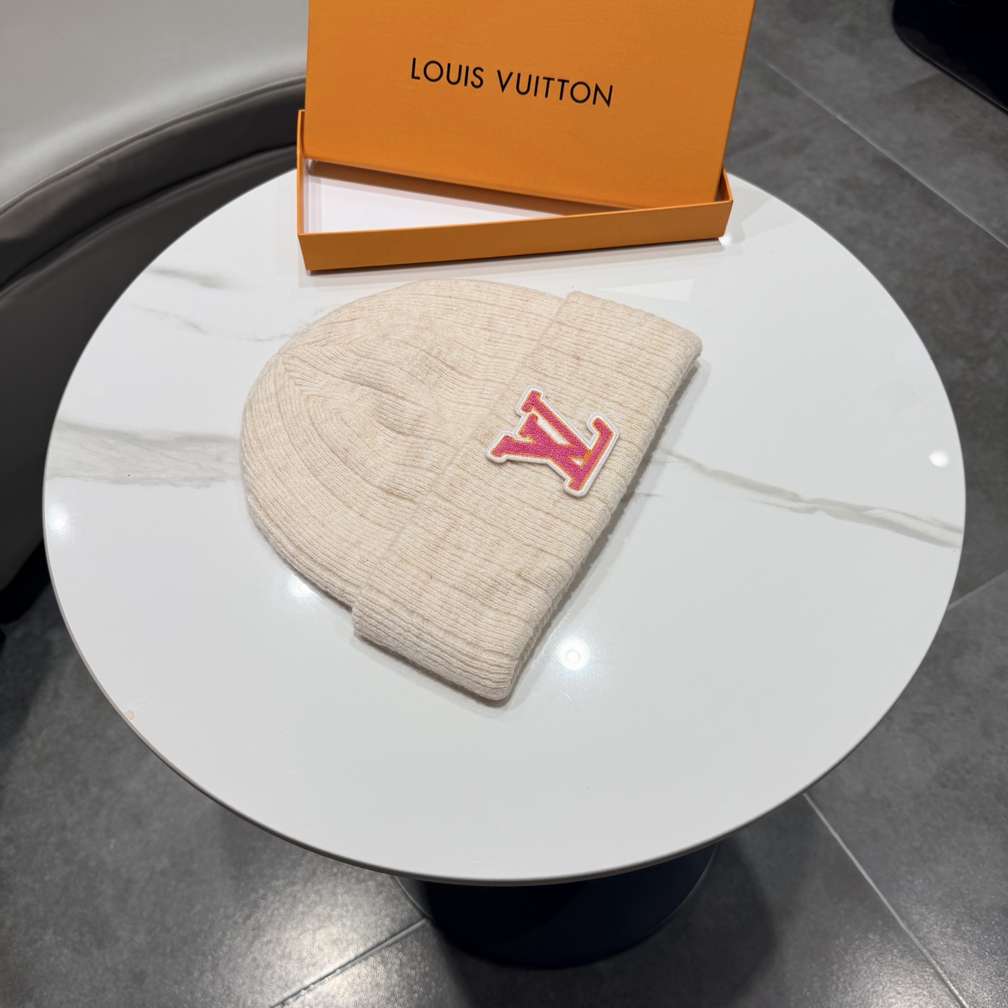 路易威登棒球帽 LouisVuitton😍新款LV毛线帽，百搭款🤗男女通用！跑量！