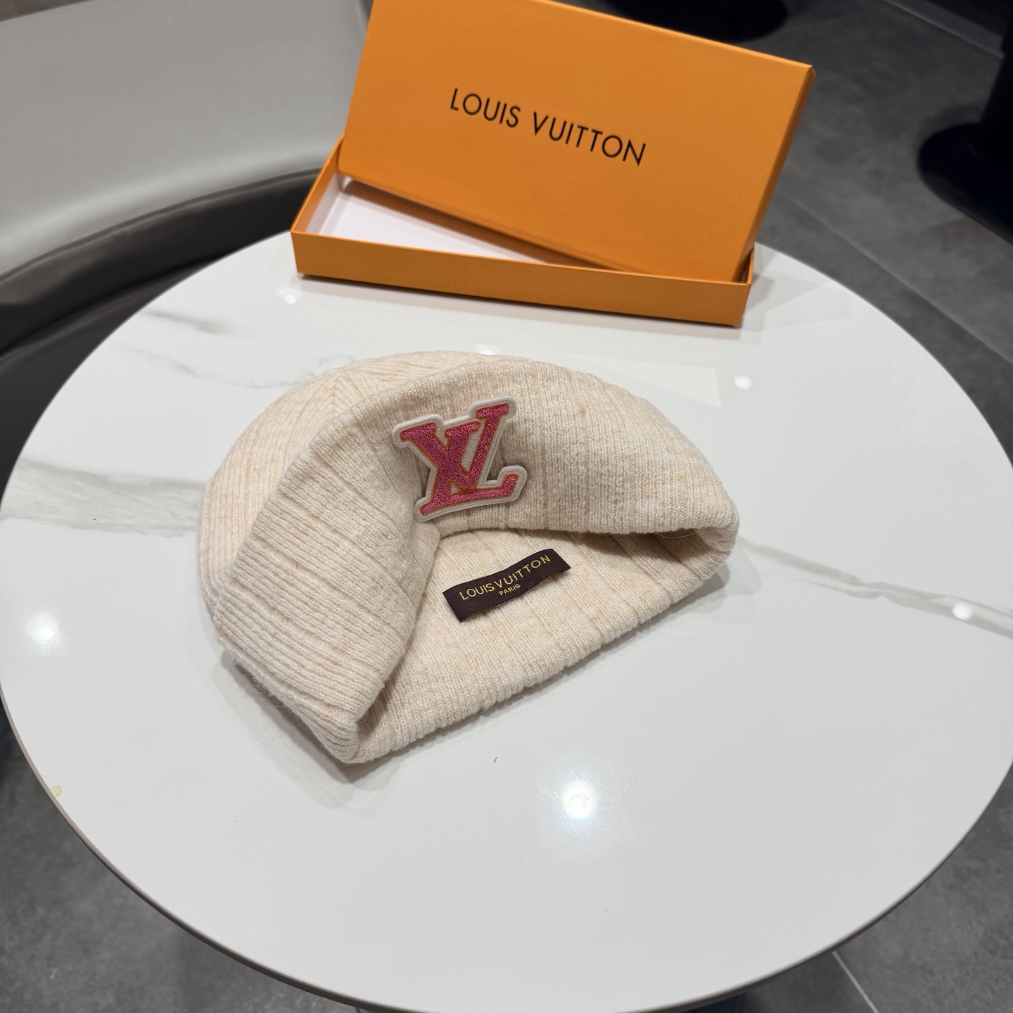 路易威登棒球帽 LouisVuitton😍新款LV毛线帽，百搭款🤗男女通用！跑量！