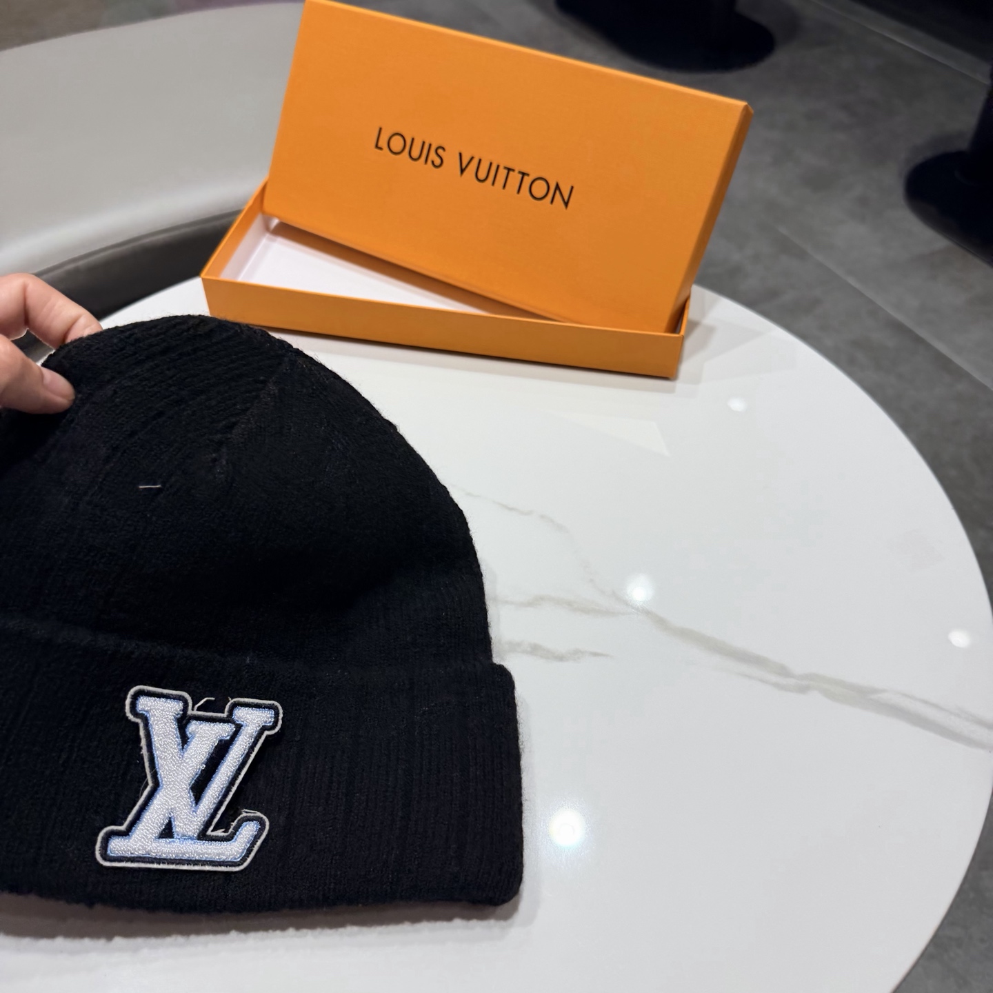 路易威登棒球帽 LouisVuitton😍新款LV毛线帽，百搭款🤗男女通用！跑量！