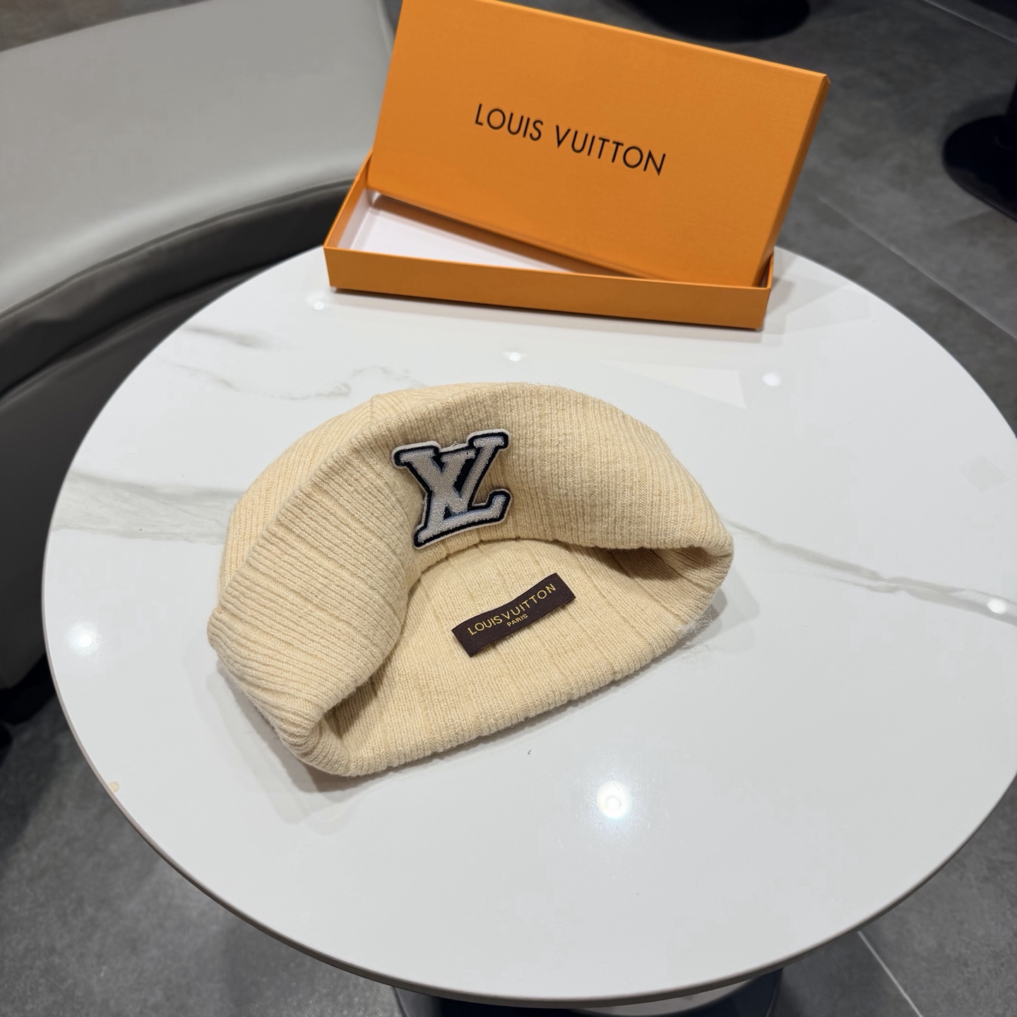 路易威登棒球帽 LouisVuitton😍新款LV毛线帽，百搭款🤗男女通用！跑量！