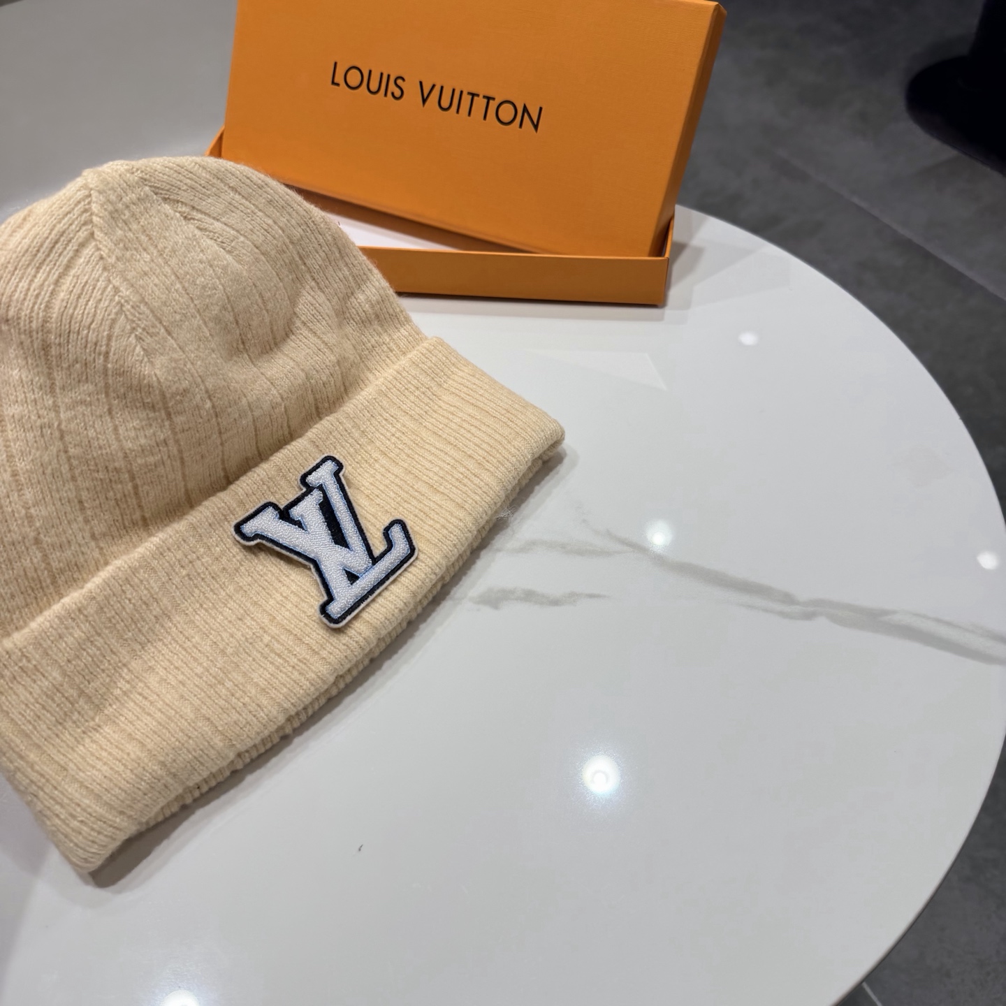 路易威登棒球帽 LouisVuitton😍新款LV毛线帽，百搭款🤗男女通用！跑量！