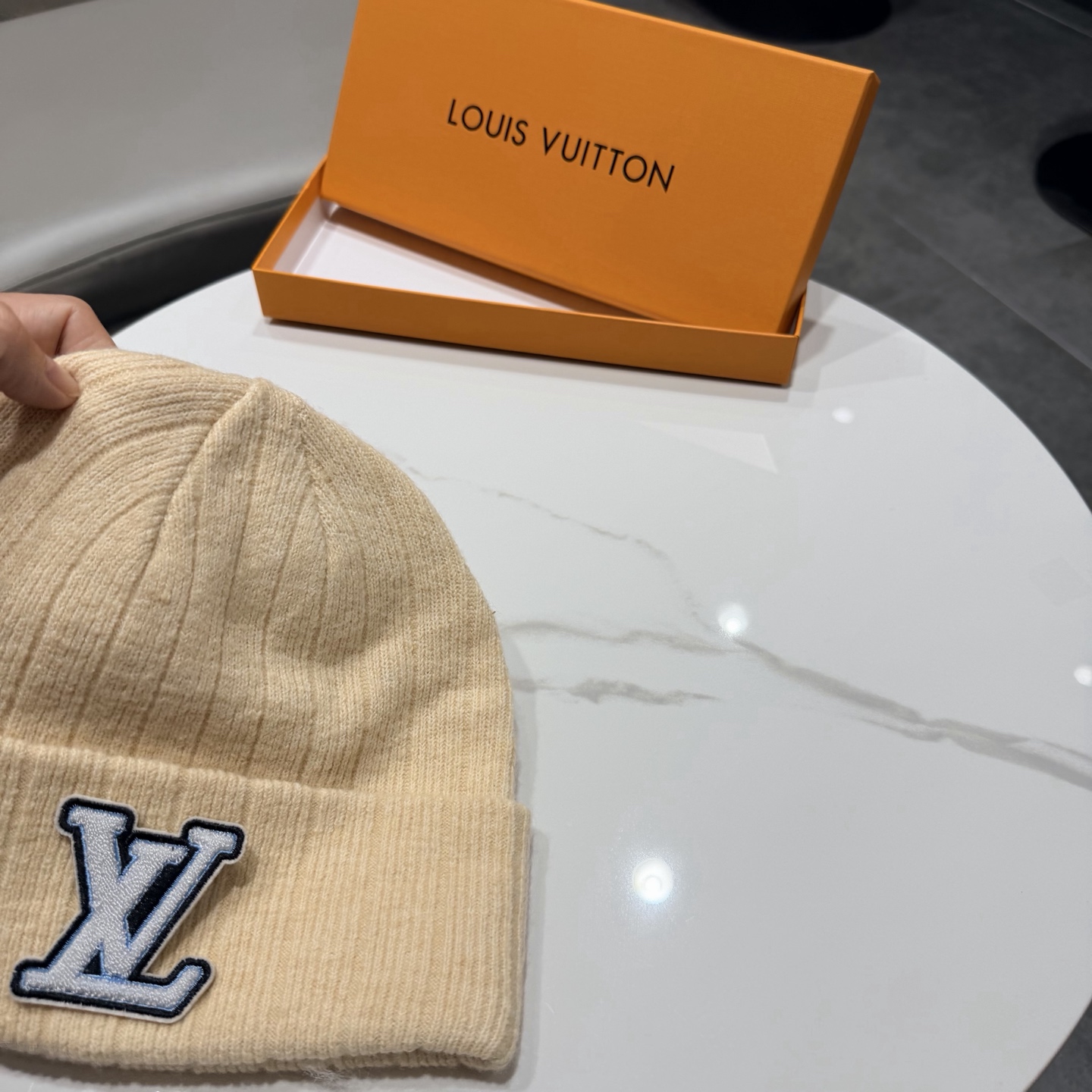 路易威登棒球帽 LouisVuitton😍新款LV毛线帽，百搭款🤗男女通用！跑量！