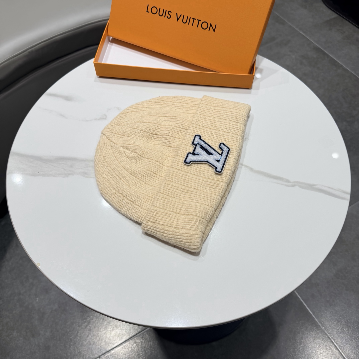 路易威登棒球帽 LouisVuitton😍新款LV毛线帽，百搭款🤗男女通用！跑量！