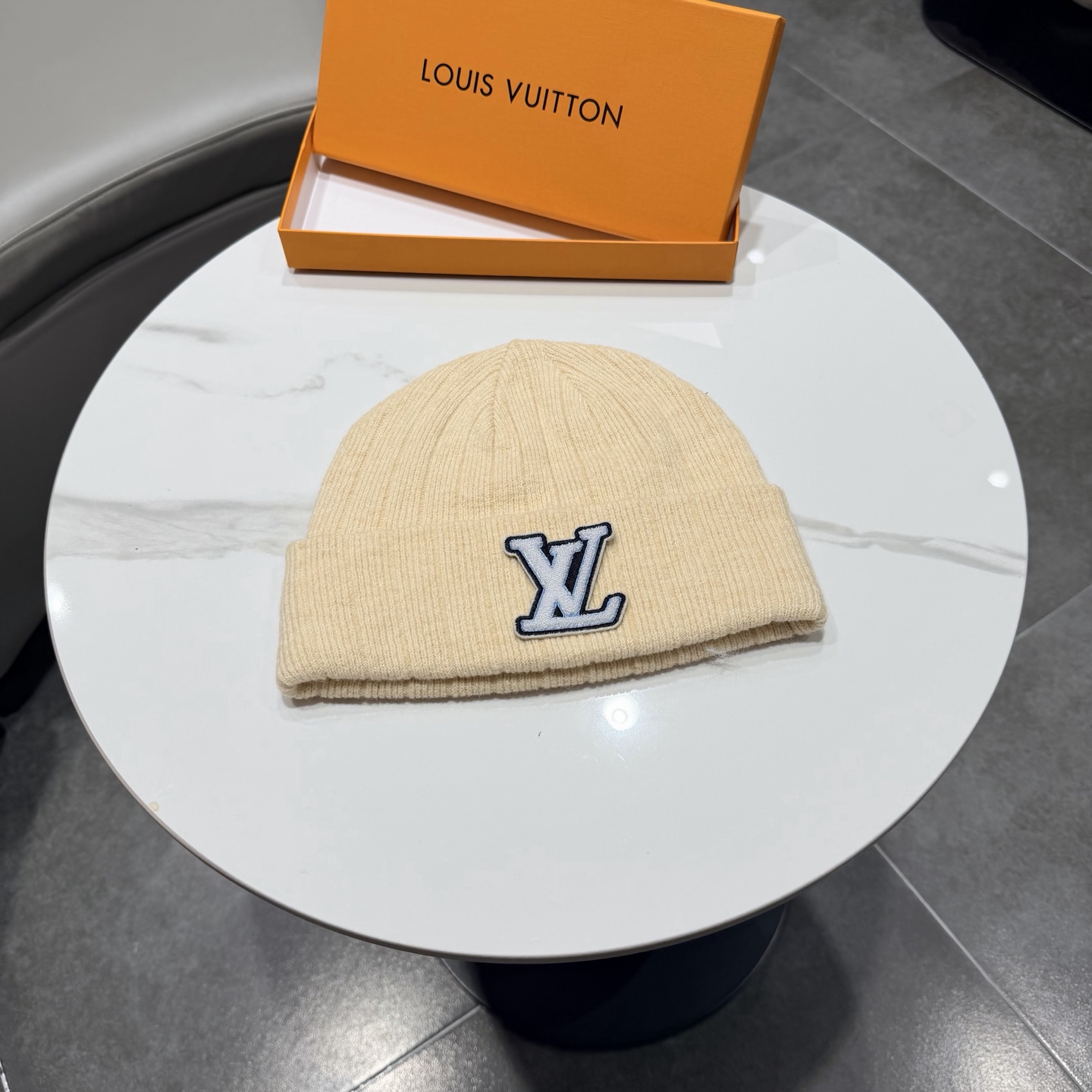 NO:704011,Louis Vuitton Baseball Cap LouisVuitton's new LV woolen hat, versatile style for both men and women!  Running volume!  Hat bucket hat baseball cap knitted hat,hat,louis vuitton,louis vuitton,louis vuitton,espadrilles,hats19860909路易威登棒球帽 LouisVuitton新款LV毛线帽,百搭款男女通用！跑量！帽子渔夫帽棒球帽针织帽,帽子,louis vuitton,louis vuitton,louis vuitton,espadrilles,hats,hat