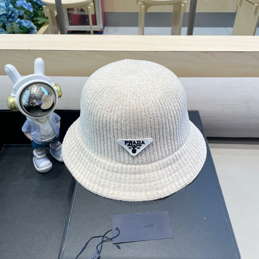 普拉达Prada纯色针织雪尼尔渔夫帽女大檐秋冬百搭休闲韩版显脸小网红水桶盆帽