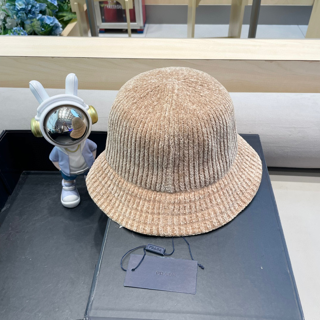 普拉达Prada纯色针织雪尼尔渔夫帽女大檐秋冬百搭休闲韩版显脸小网红水桶盆帽