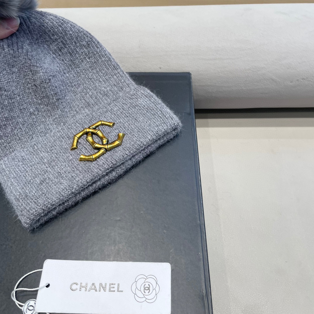Chanel官网品质香奈儿%70羊毛+%30兔毛秋冬网红时尚博主推荐款毛线帽，小红书爆款，手感超柔软舒适的针织线帽，弹性