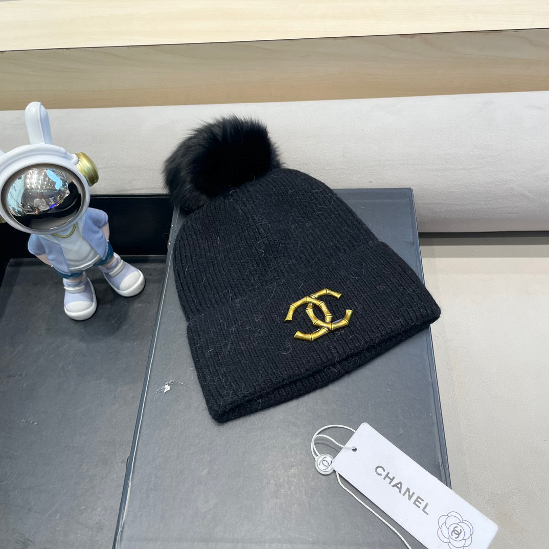 Chanel官网品质香奈儿%70羊毛+%30兔毛秋冬网红时尚博主推荐款毛线帽，小红书爆款，手感超柔软舒适的针织线帽，弹性