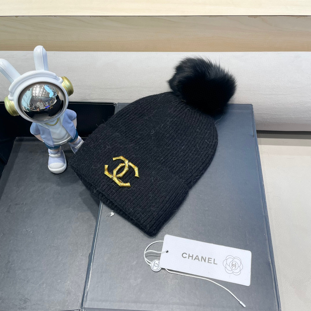 Chanel官网品质香奈儿%70羊毛+%30兔毛秋冬网红时尚博主推荐款毛线帽，小红书爆款，手感超柔软舒适的针织线帽，弹性