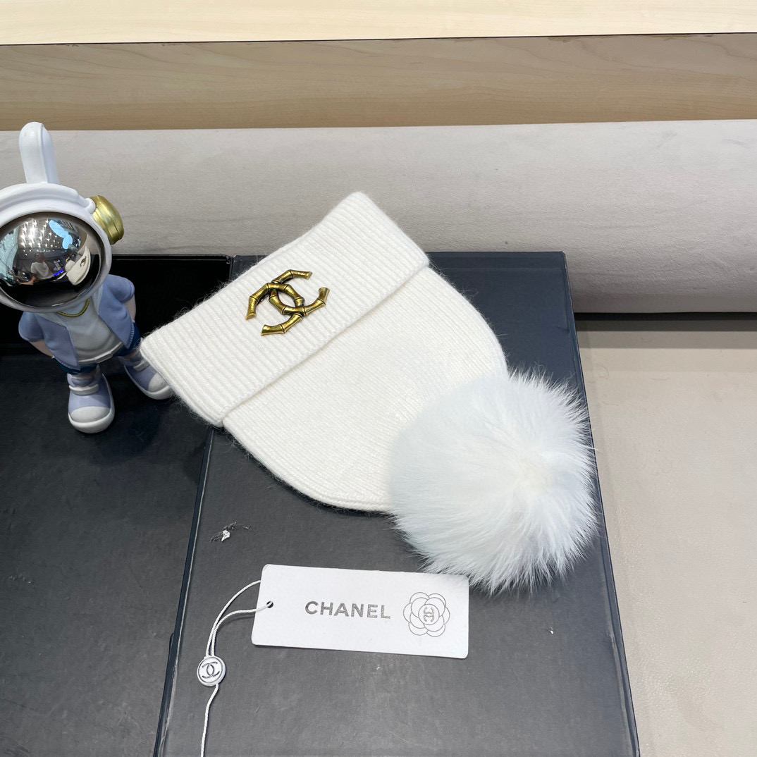 Chanel官网品质香奈儿%70羊毛+%30兔毛秋冬网红时尚博主推荐款毛线帽，小红书爆款，手感超柔软舒适的针织线帽，弹性