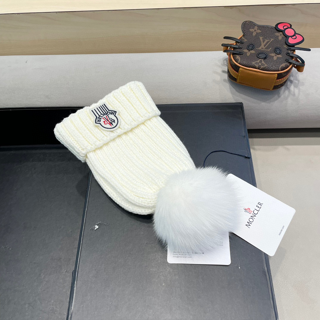 moncler蒙口欧美风格秋冬新款保暖羊毛帽儿童男女款通用版毛线帽冷帽帽子