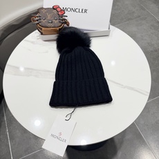 高版本!!! 蒙口MONCLER高品质狐狸毛球针织兔羊毛毛线帽 超经典不过时的一款秋冬冷帽🥶 懂货的小姐姐必入款,帽型质 高版本!!! 蒙口MONCLER高品质狐狸毛球针织兔羊毛毛线帽 超经典不过时的一款秋冬冷帽🥶 懂货的小姐姐必入款,帽型质