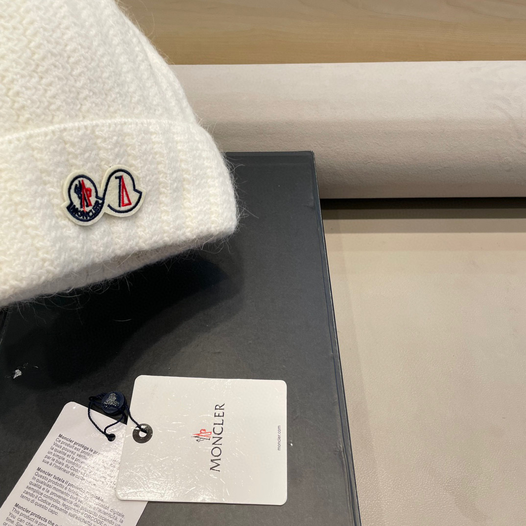 moncler加绒毛线帽女款冬季保暖加厚百搭冷帽防风麻花针织帽护耳学生帽子