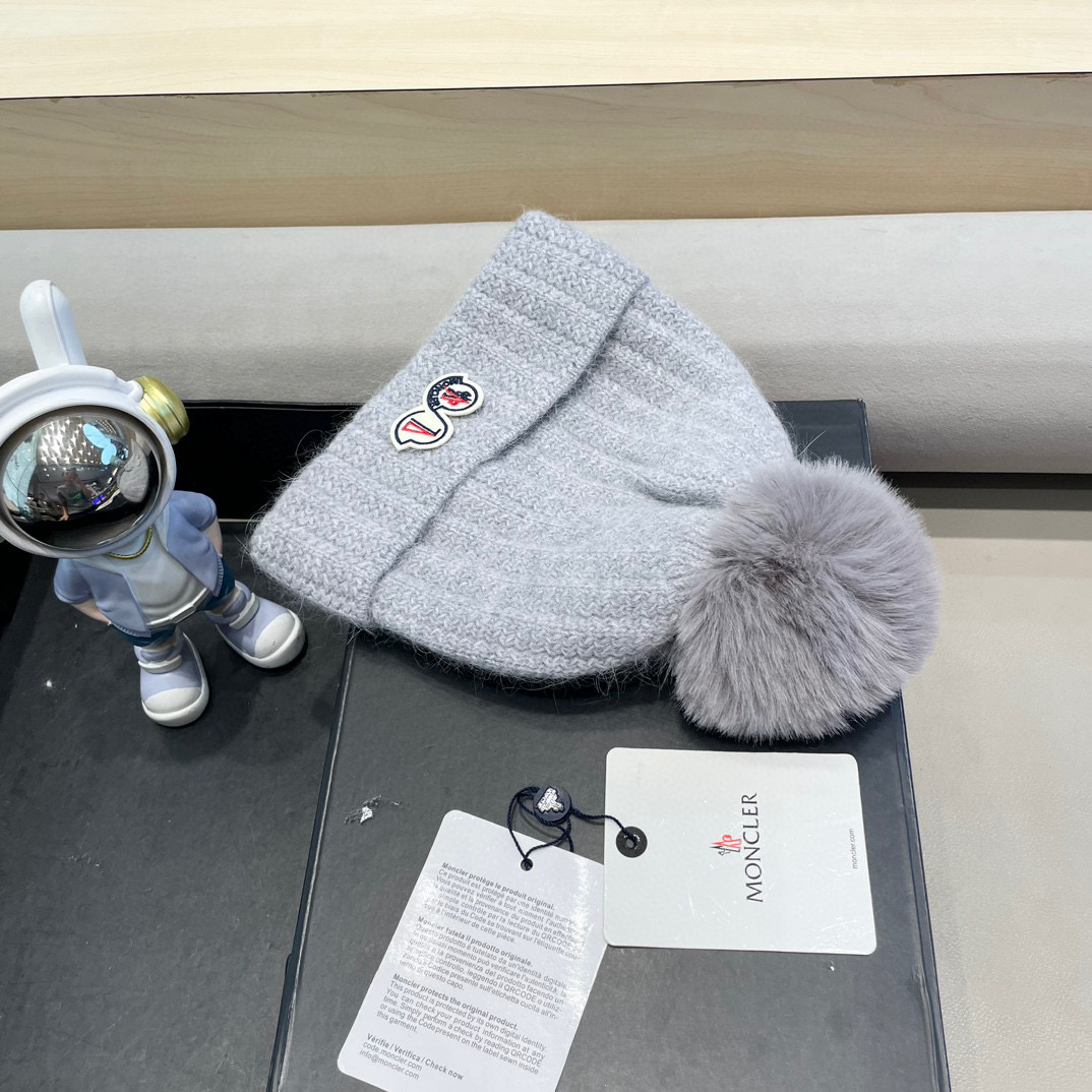 moncler加绒毛线帽女款冬季保暖加厚百搭冷帽防风麻花针织帽护耳学生帽子