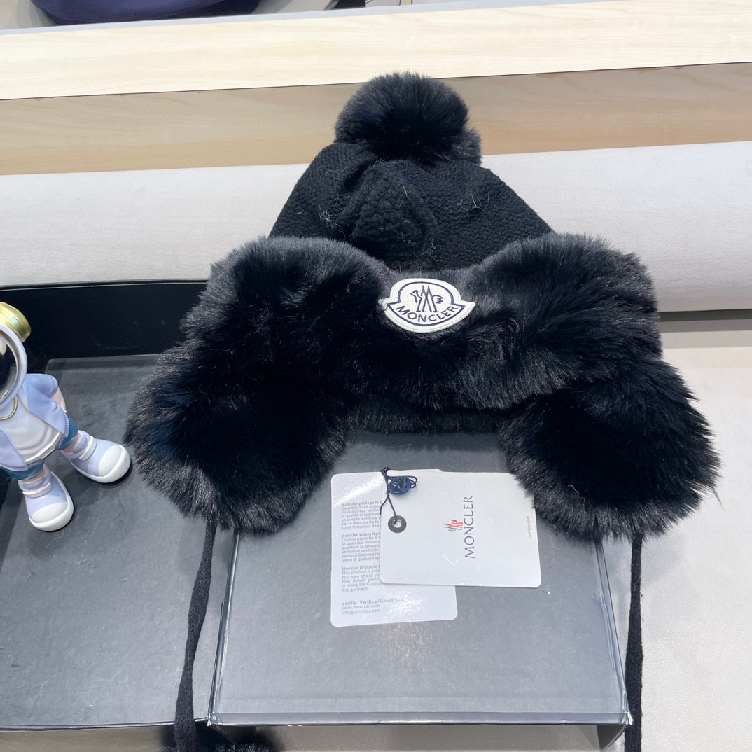 MONCLER蒙口2026新款加厚毛绒雷锋帽女冬季保暖骑车防寒保暖蒙古帽防冻针织帽