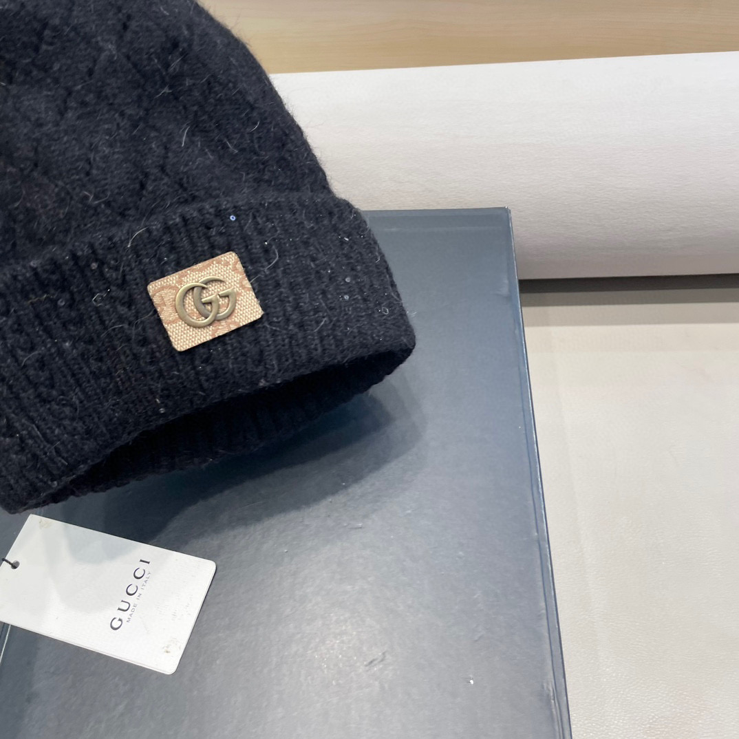 古奇GUCCI毛球毛线帽秋冬季加绒加厚韩版针织女百搭保暖套头护耳帽子