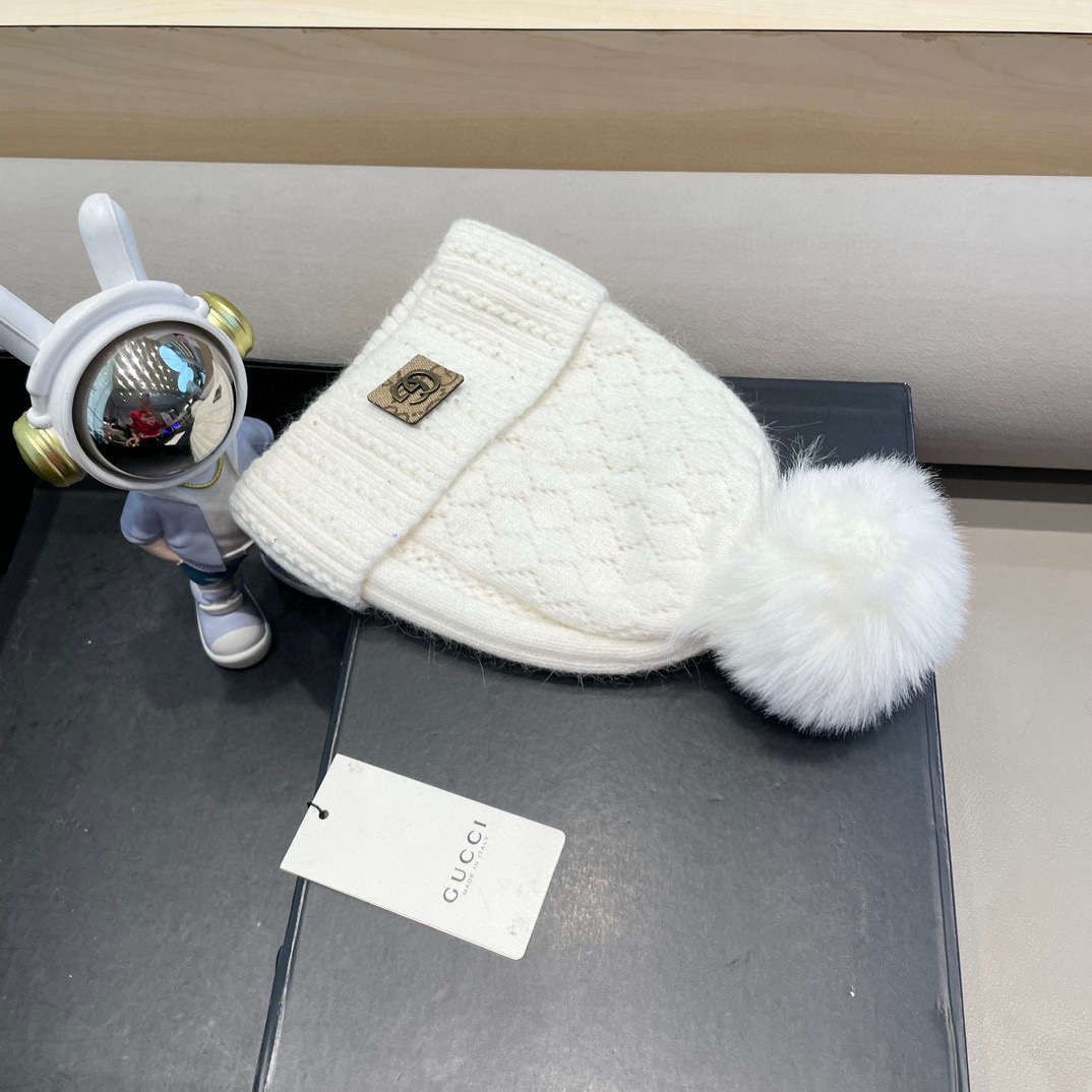 古奇GUCCI毛球毛线帽秋冬季加绒加厚韩版针织女百搭保暖套头护耳帽子